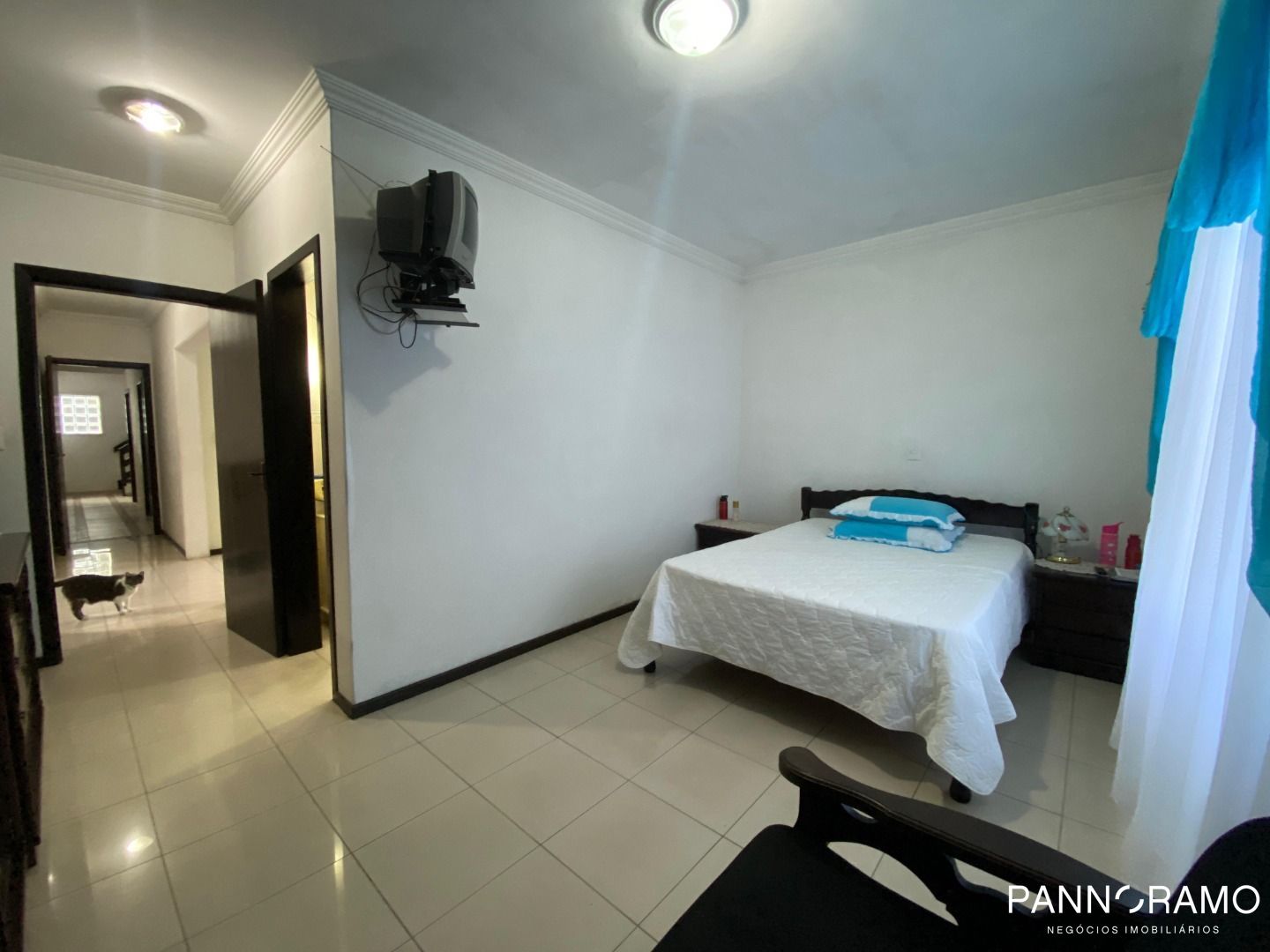 Casa, 4 quartos, 230 m² - Foto 9