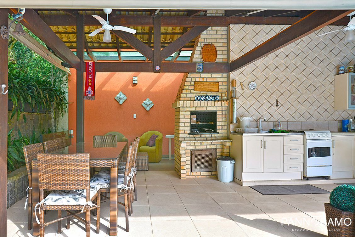 Casa, 4 quartos, 260 m² - Foto 3