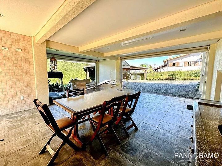 Casa, 4 quartos, 250 m² - Foto 14