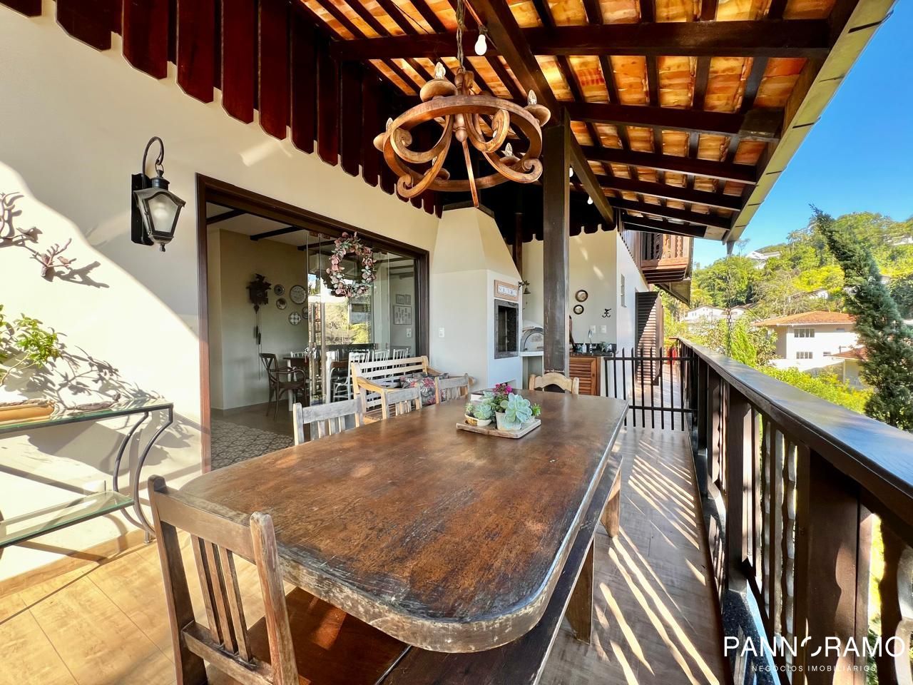 Casa, 3 quartos, 412 m² - Foto 1