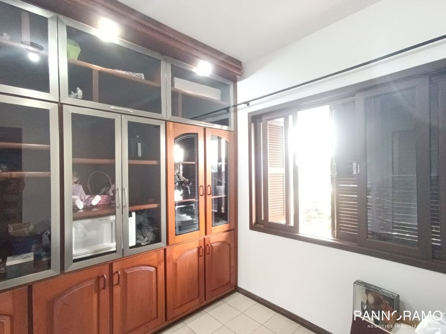 Casa, 4 quartos, 210 m² - Foto 9
