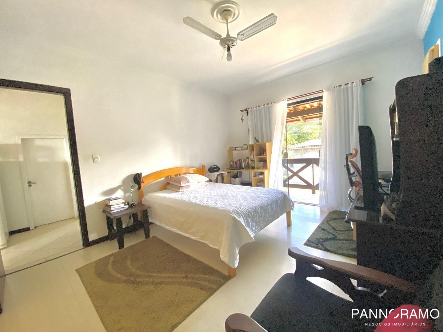 Casa, 4 quartos, 230 m² - Foto 10
