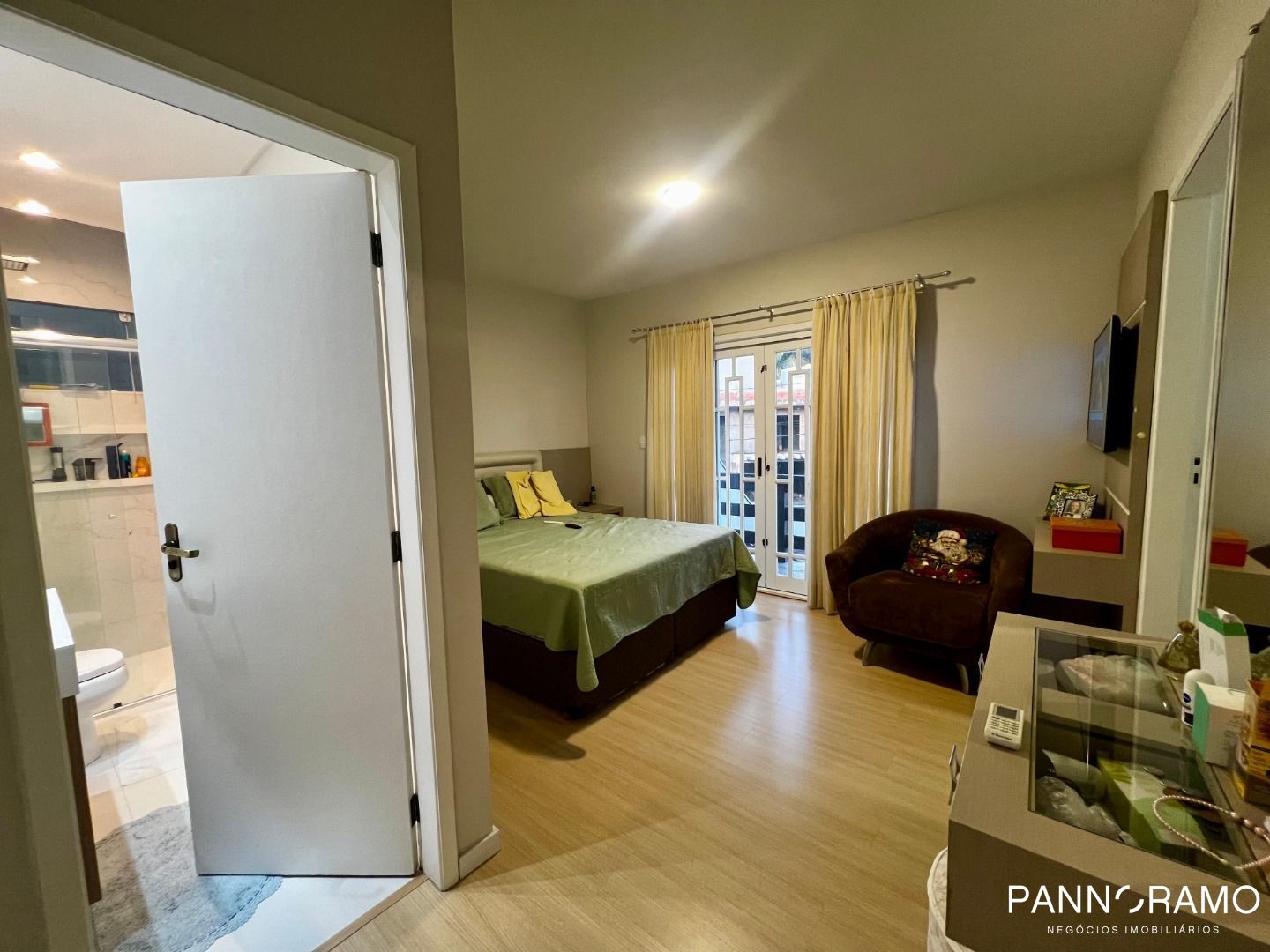Casa, 3 quartos, 300 m² - Foto 16