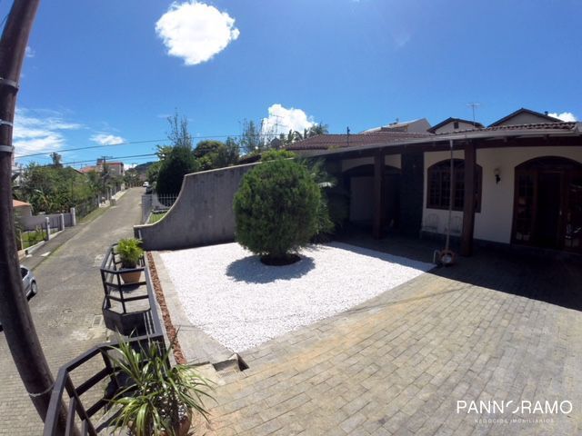 Casa, 4 quartos, 290 m² - Foto 1