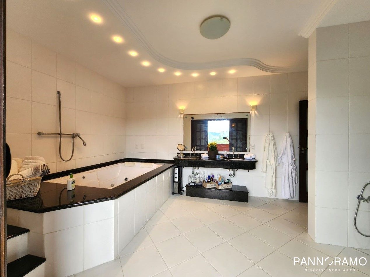 Casa, 5 quartos, 397 m² - Foto 11