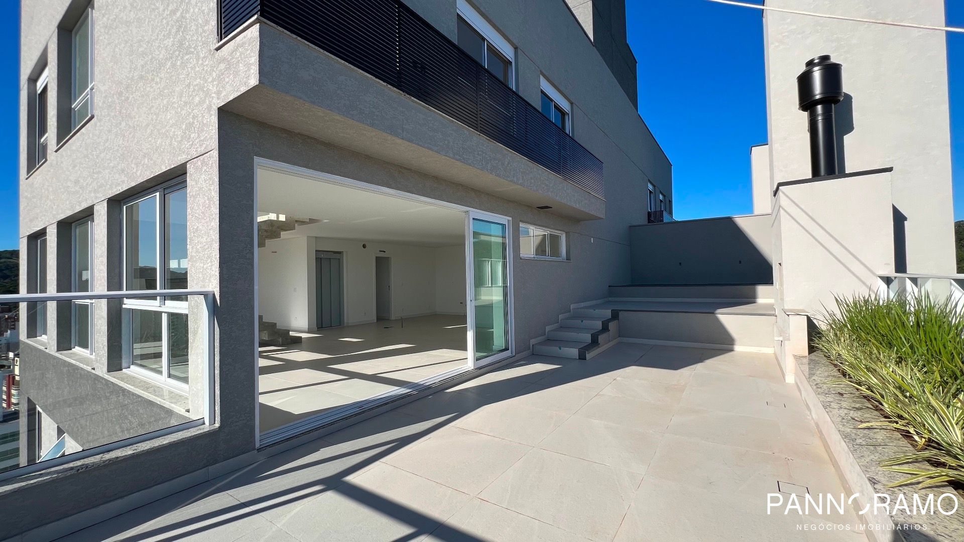 Cobertura, 3 quartos, 280 m² - Foto 2