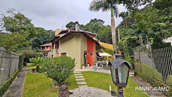 Casa, 4 quartos, 243 m² - Foto 5