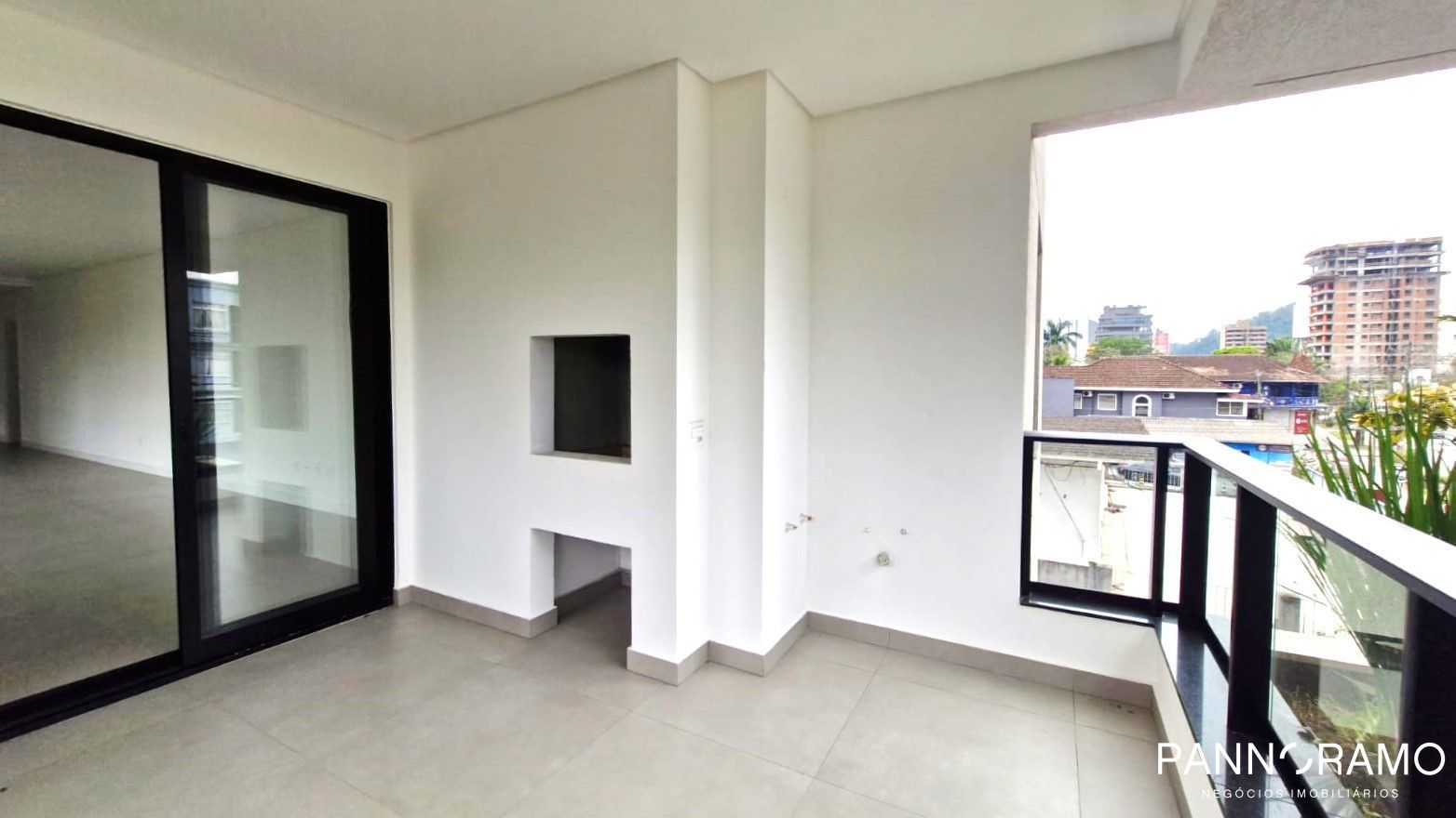 Apartamento, 4 quartos, 218 m² - Foto 2
