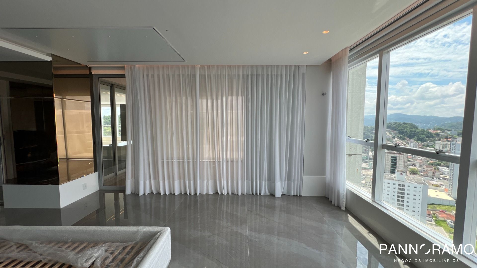 Cobertura, 3 quartos, 318 m² - Foto 5