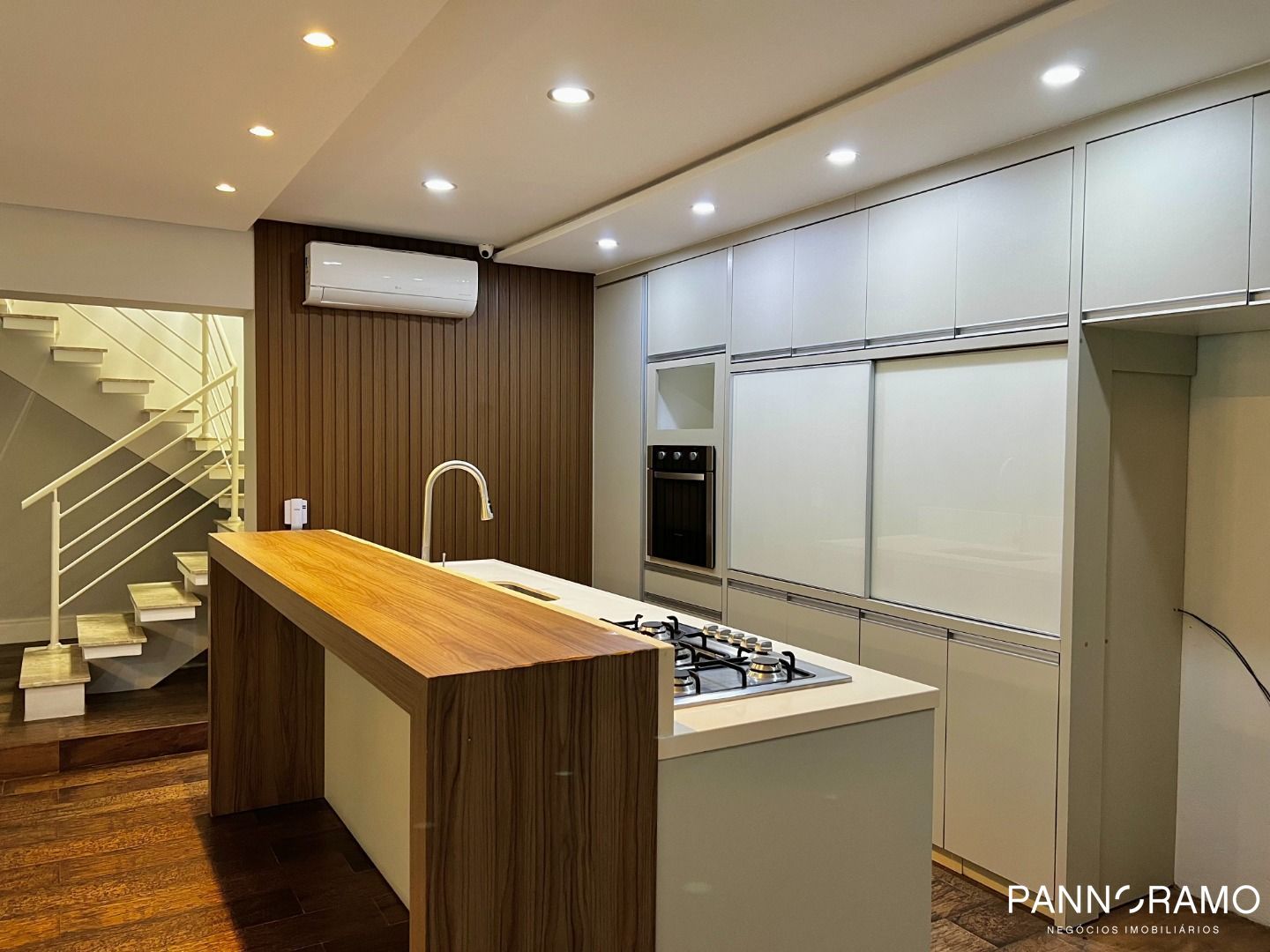 Casa, 3 quartos, 210 m² - Foto 13