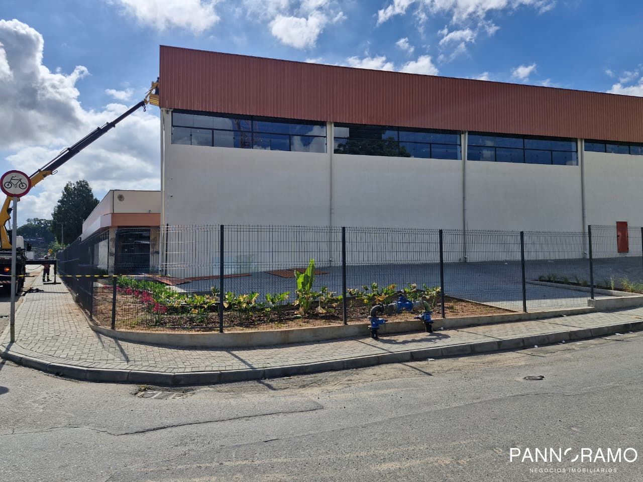 Depósito-Galpão, 2750 m² - Foto 1