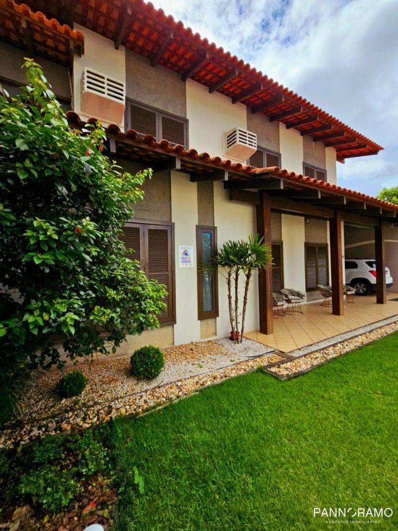 Casa, 3 quartos, 229 m² - Foto 1