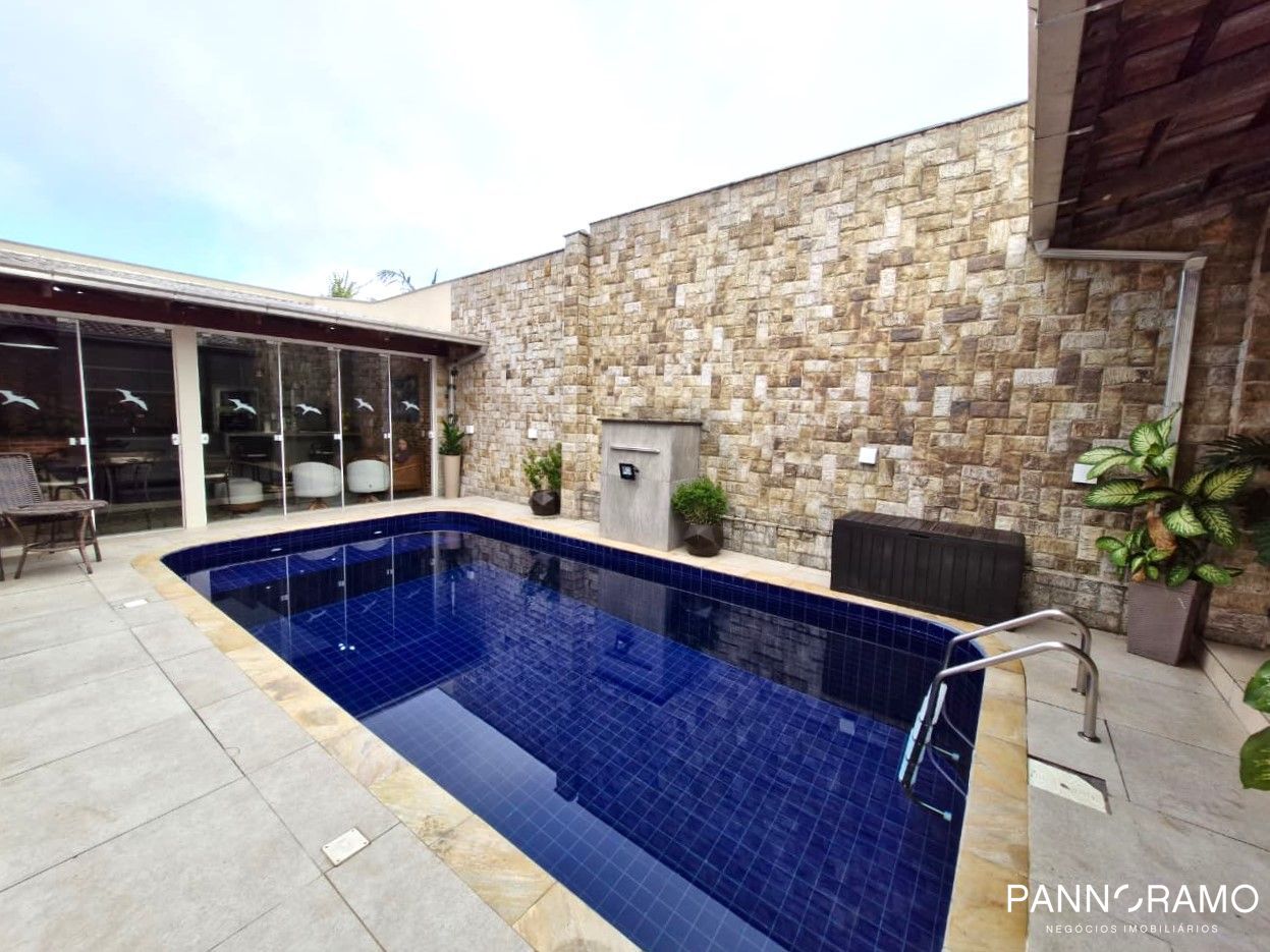 Casa, 3 quartos, 200 m² - Foto 32
