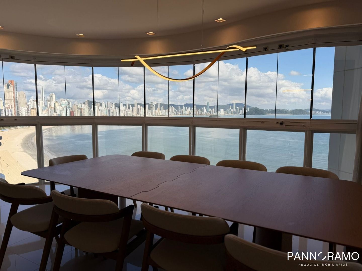 Apartamento, 4 quartos, 237 m² - Foto 1