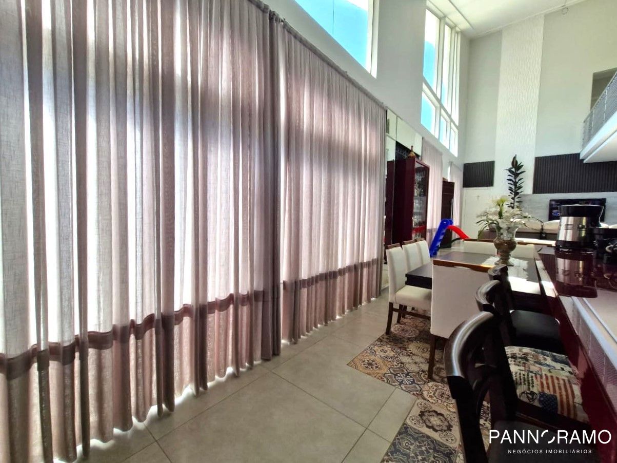 Casa, 3 quartos, 290 m² - Foto 28