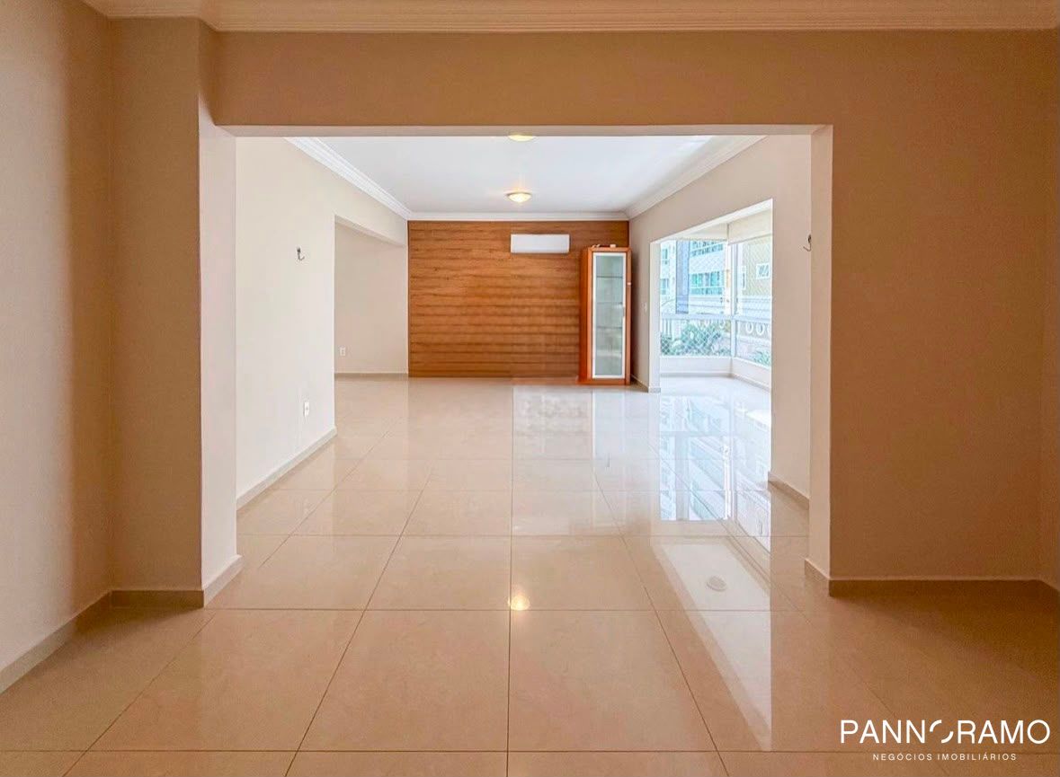 Apartamento, 3 quartos, 130 m² - Foto 1
