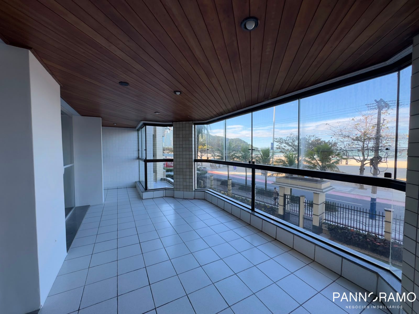 Apartamento, 3 quartos, 139 m² - Foto 2