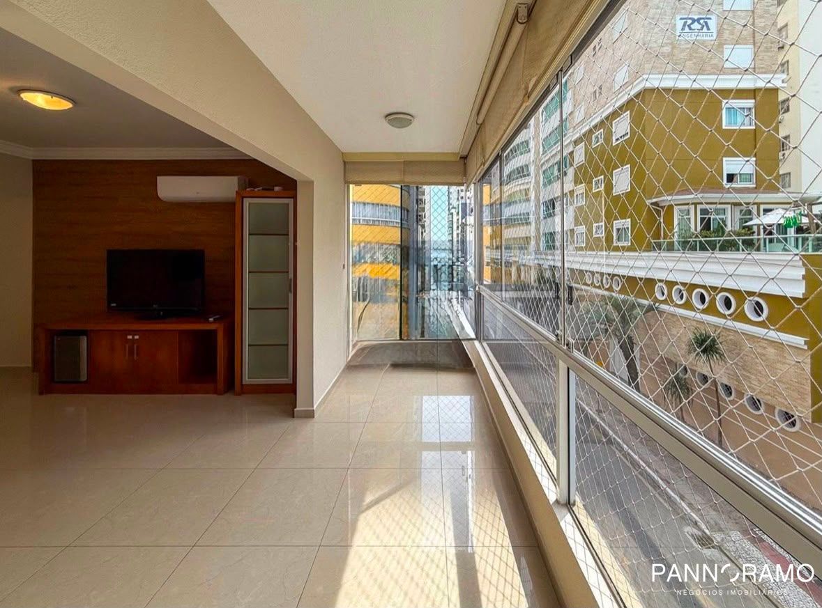 Apartamento, 3 quartos, 130 m² - Foto 3