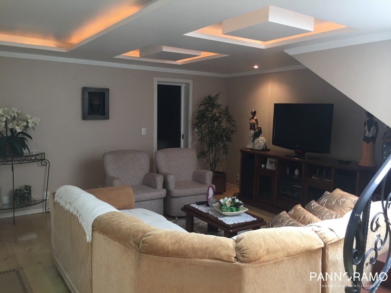 Casa, 5 quartos, 598 m² - Foto 1