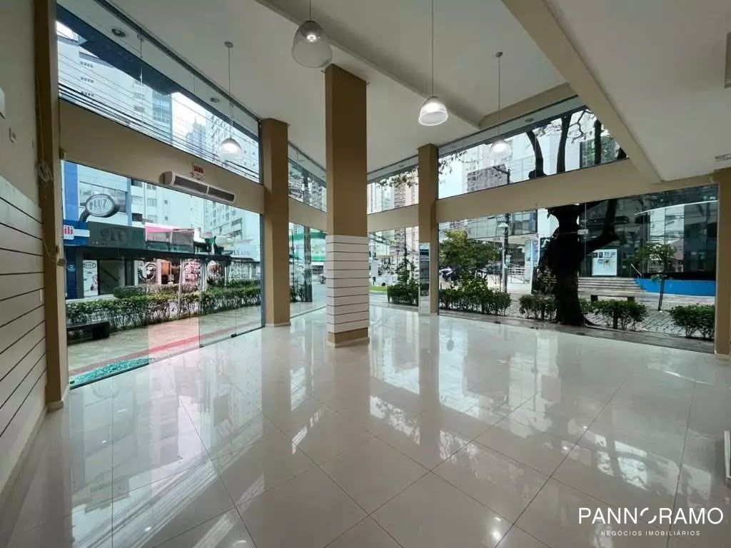 Sala-Conjunto, 207 m² - Foto 2