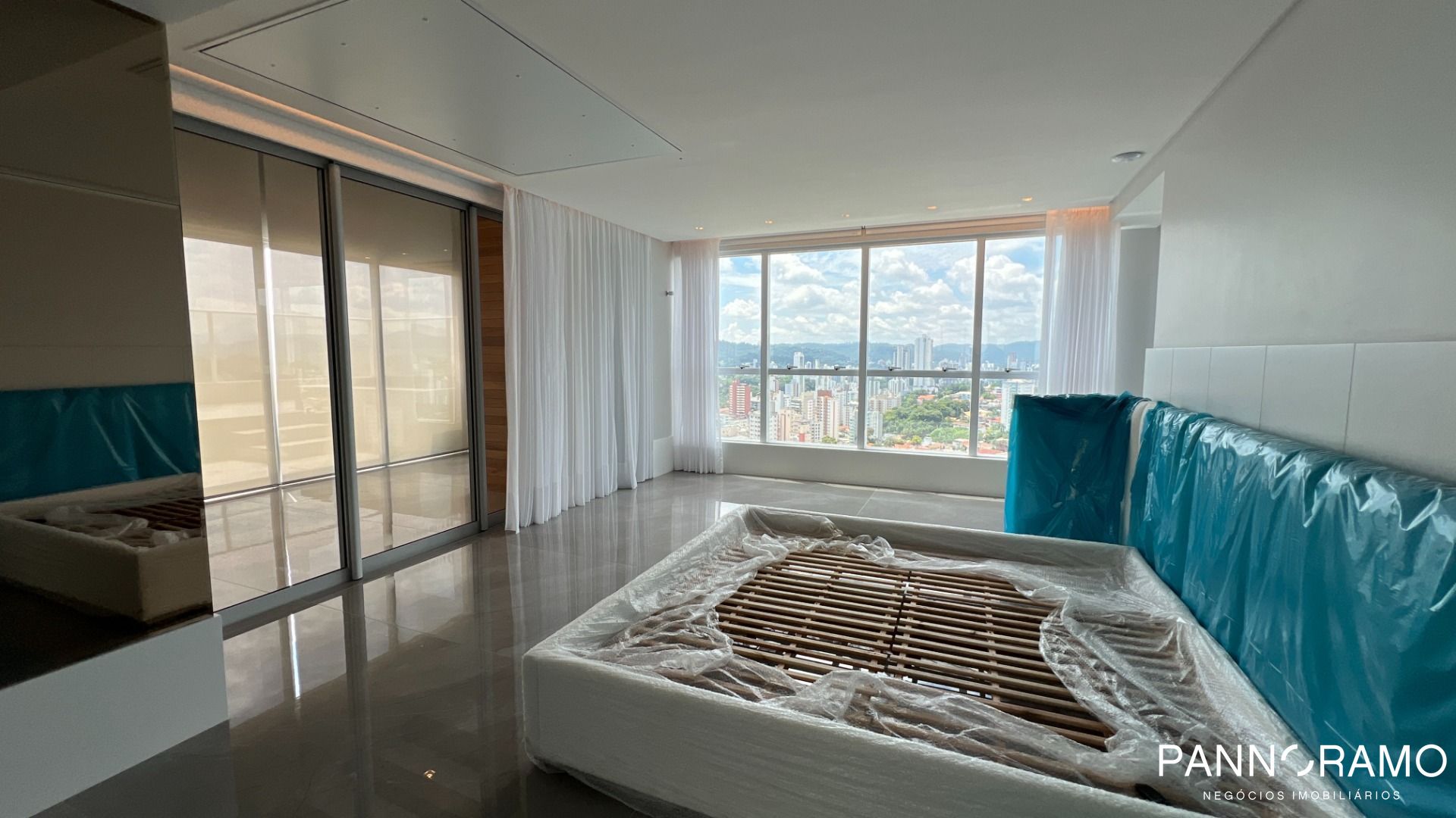 Cobertura, 3 quartos, 318 m² - Foto 6