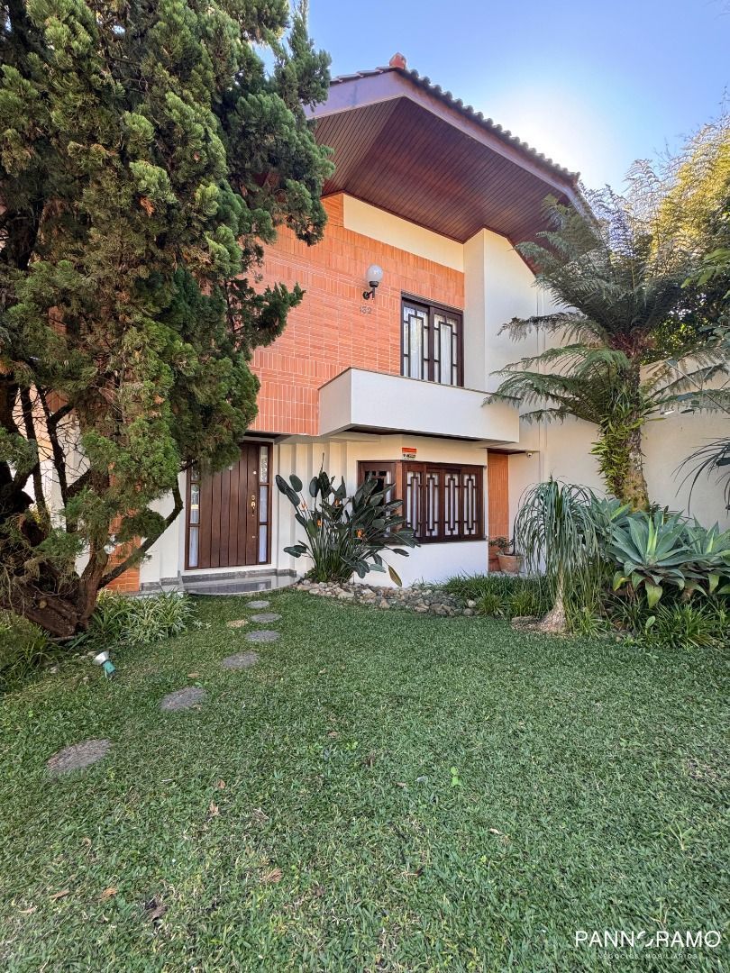 Casa, 4 quartos, 490 m² - Foto 1