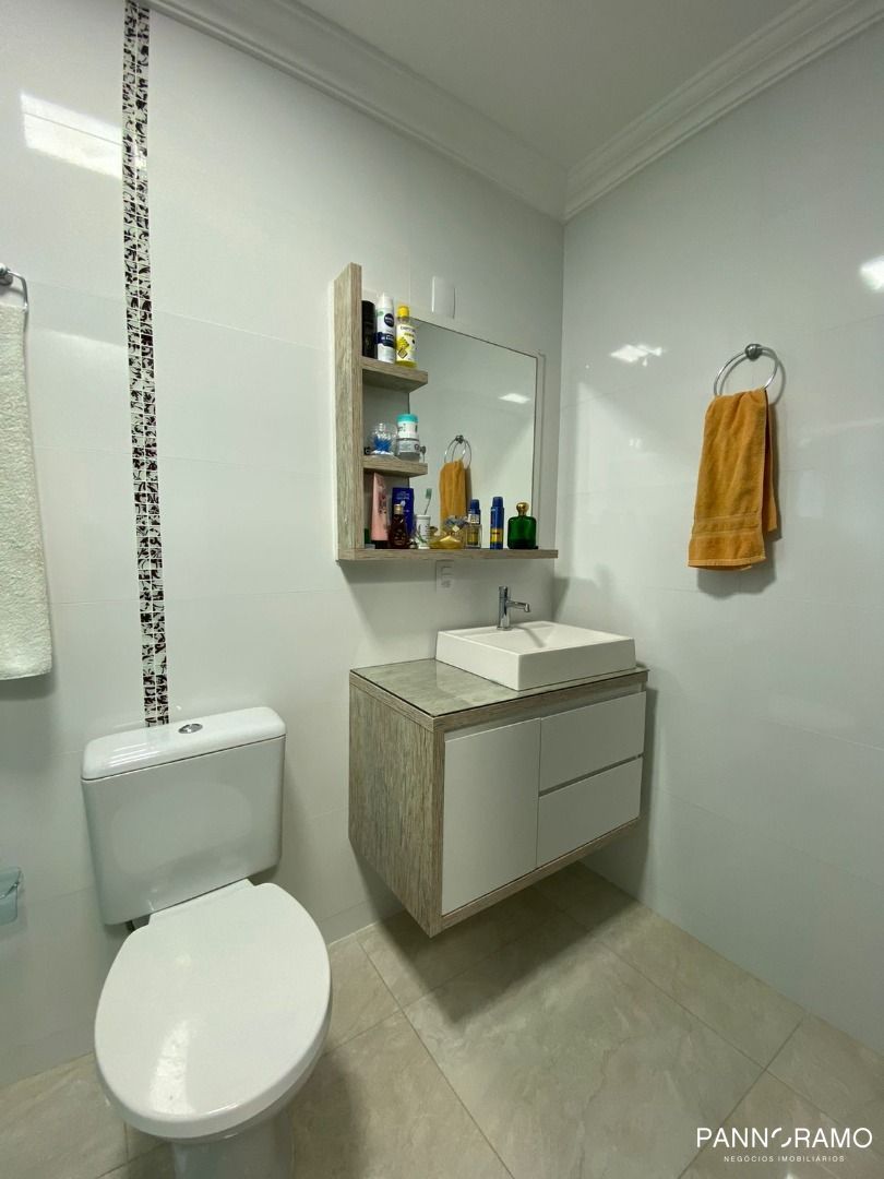 Casa, 4 quartos, 257 m² - Foto 25