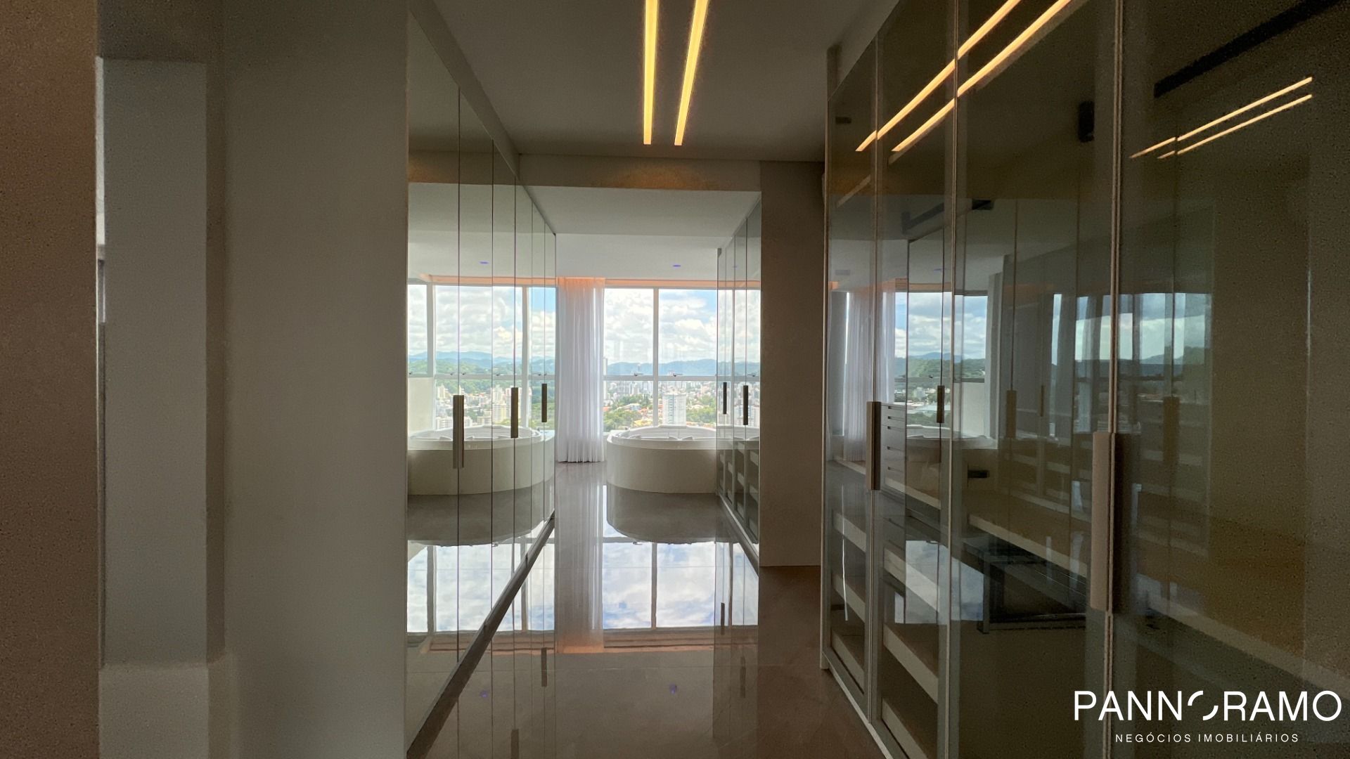 Cobertura, 3 quartos, 318 m² - Foto 13
