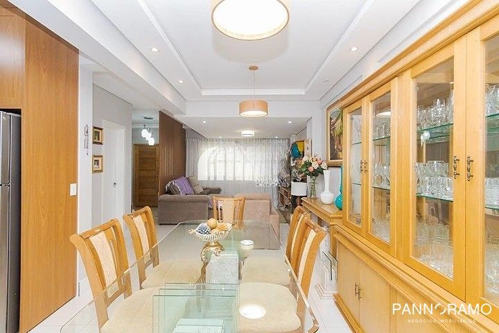 Sobrado, 3 quartos, 205 m² - Foto 1