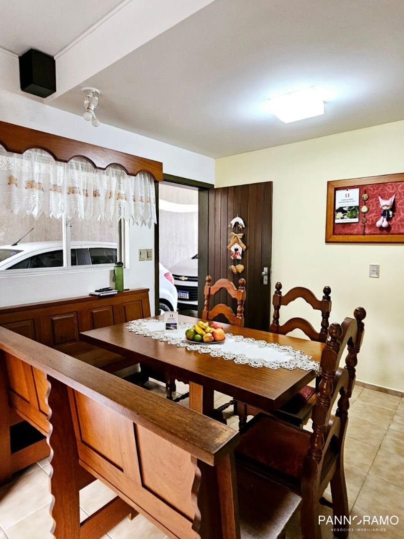 Casa, 3 quartos, 229 m² - Foto 7