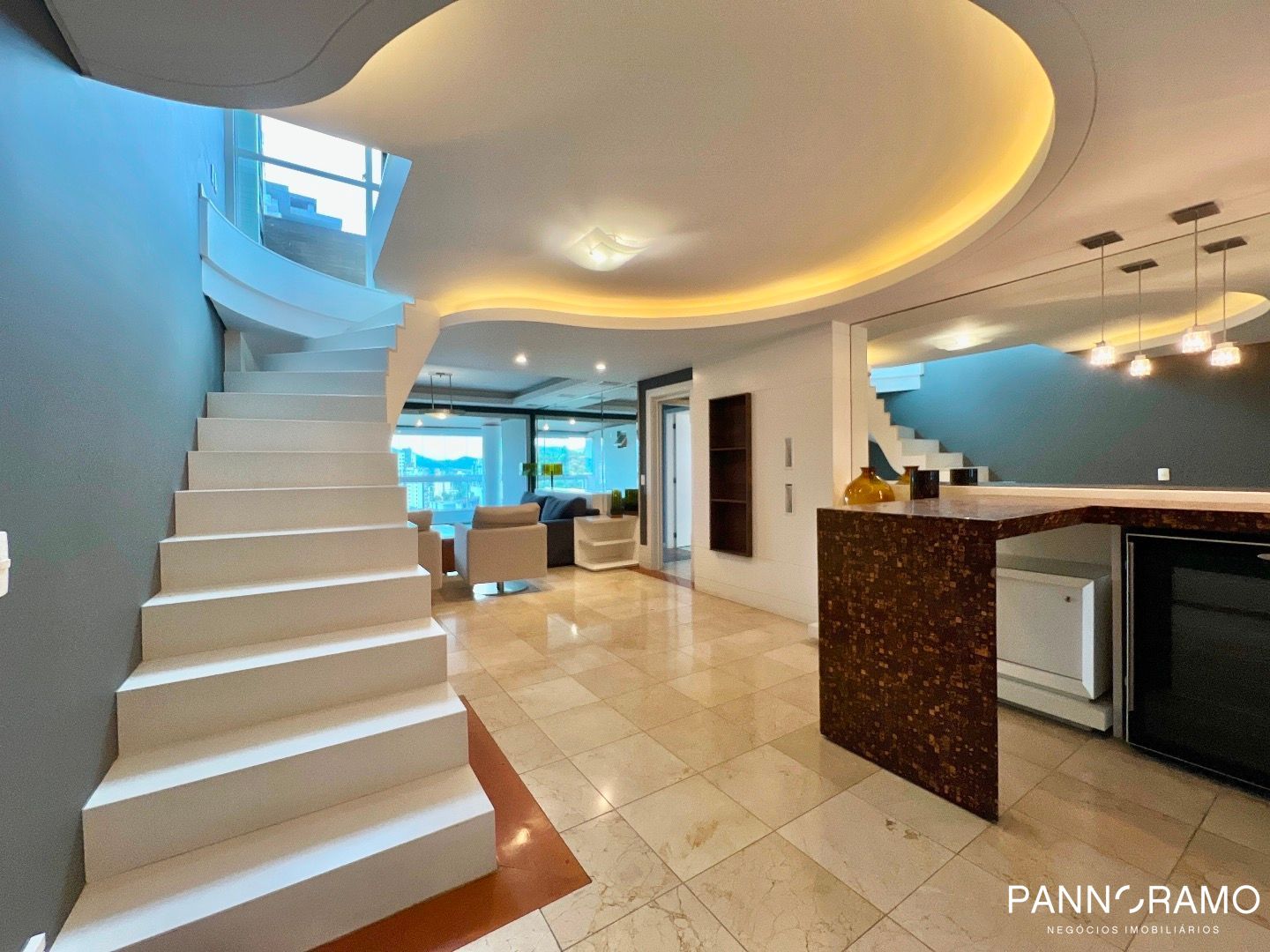 Apartamento, 3 quartos, 296 m² - Foto 2