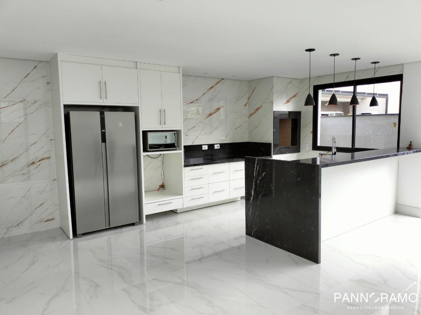 Casa, 4 quartos, 160 m² - Foto 1