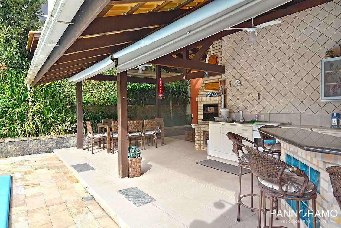 Casa, 4 quartos, 260 m² - Foto 2
