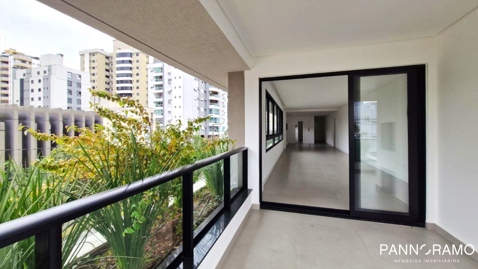 Apartamento, 4 quartos, 218 m² - Foto 4