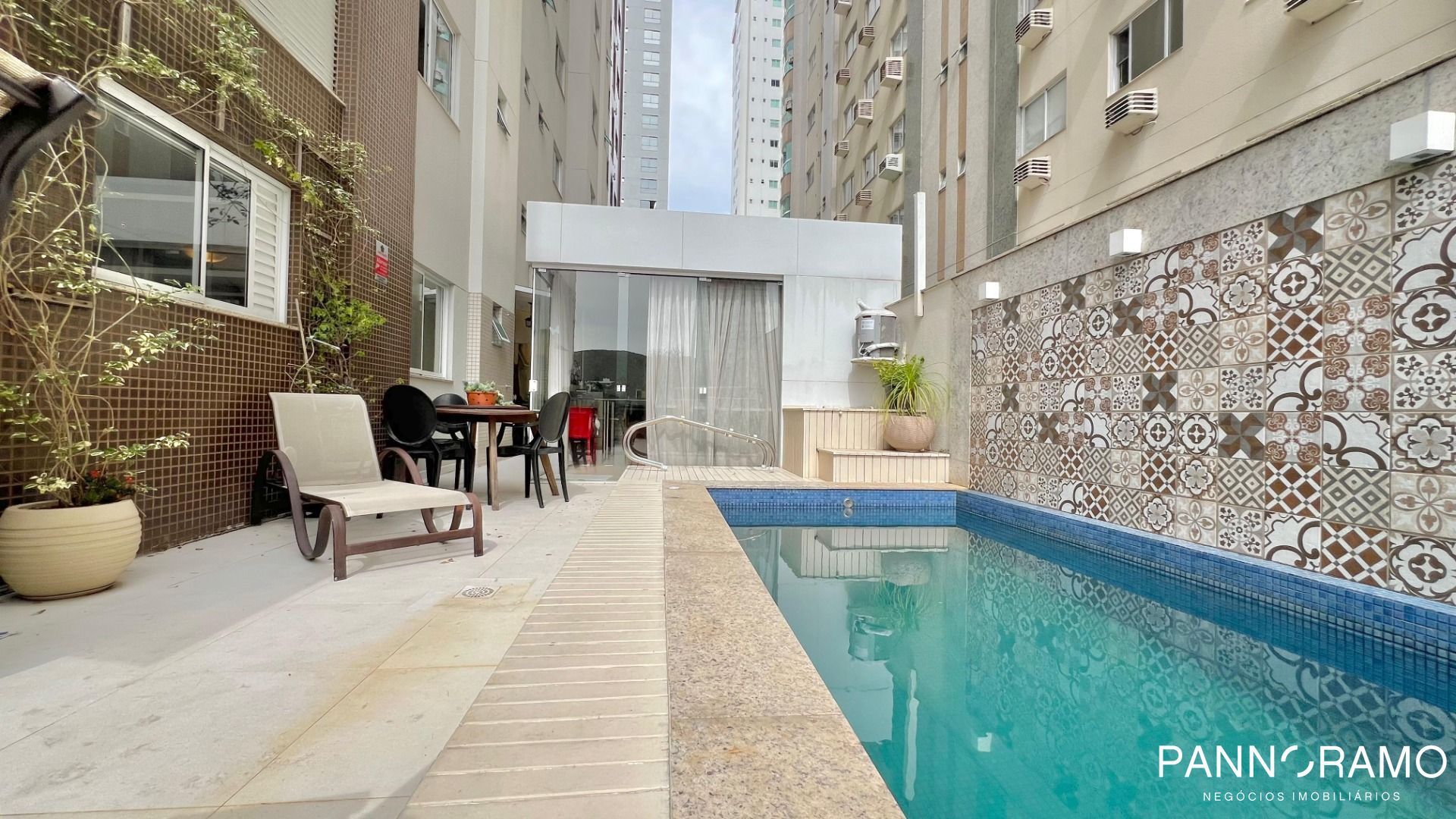 Apartamento, 3 quartos, 186 m² - Foto 2