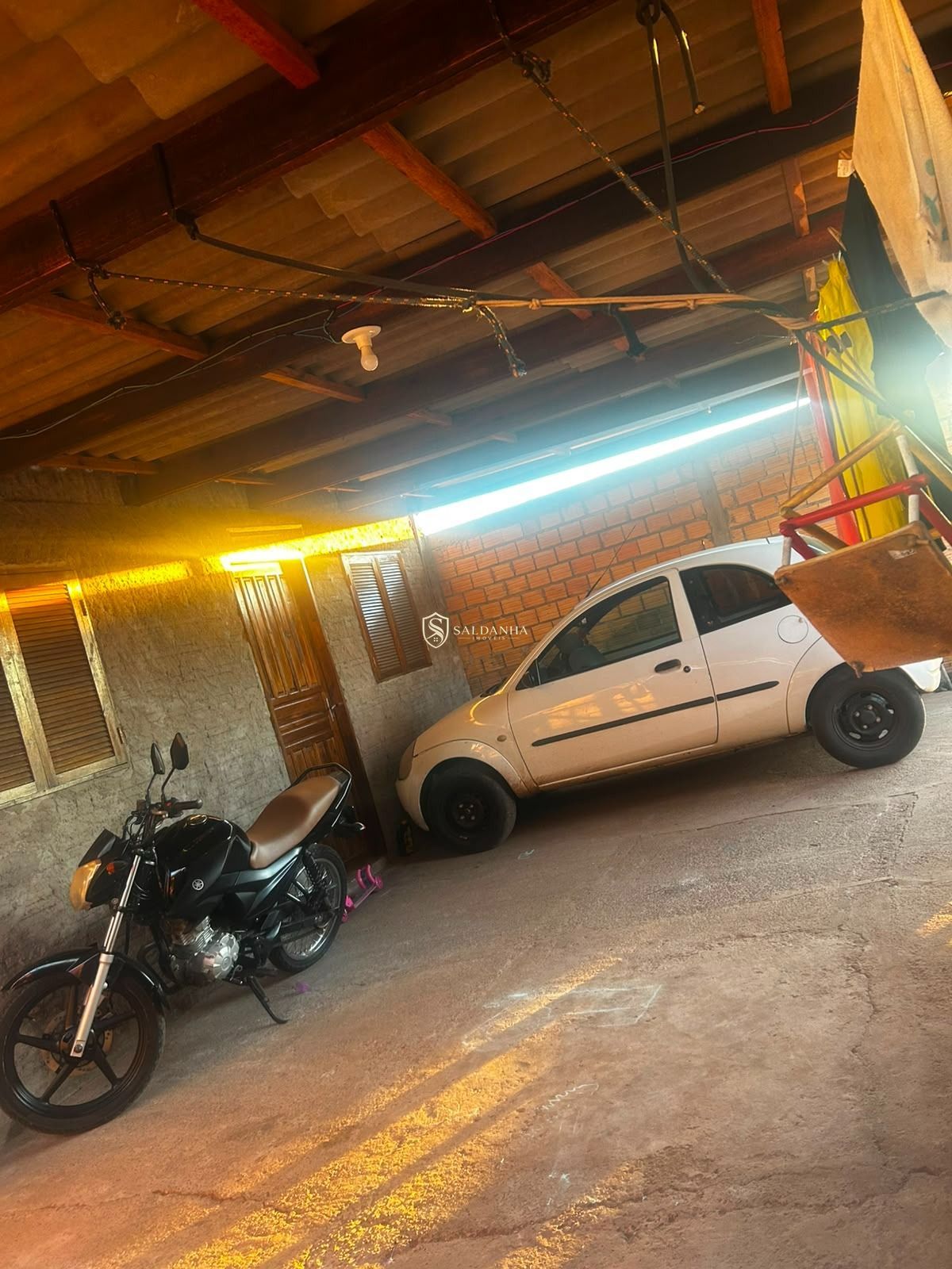 Casa com 2 dormitórios e garagem à venda em alegrete/rs