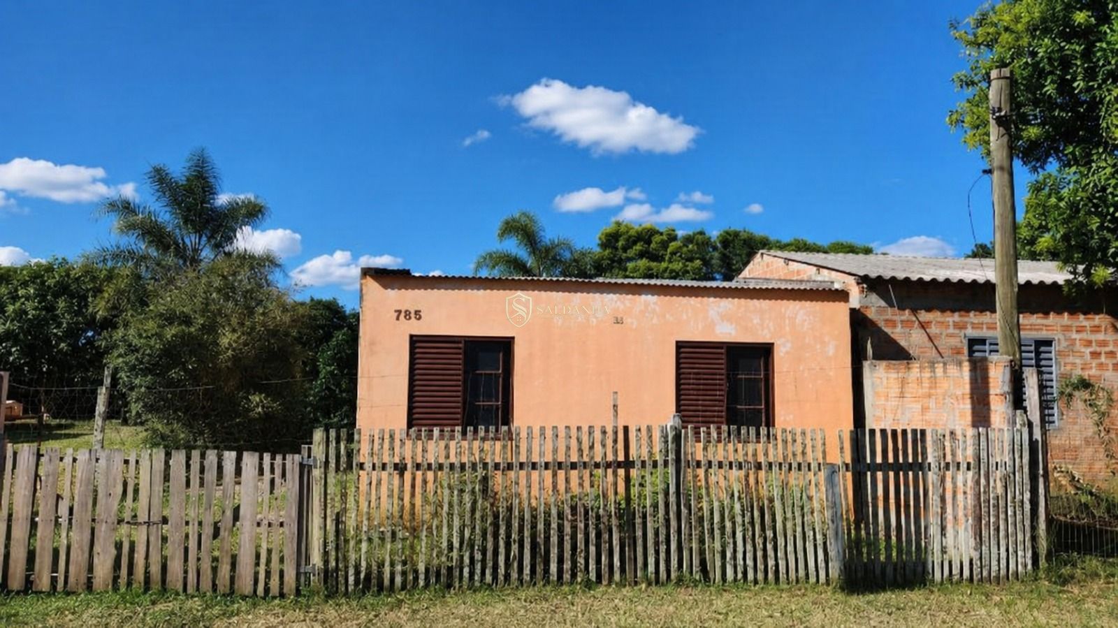 Casa térrea à venda no bairro favila, em alegrete/rs.