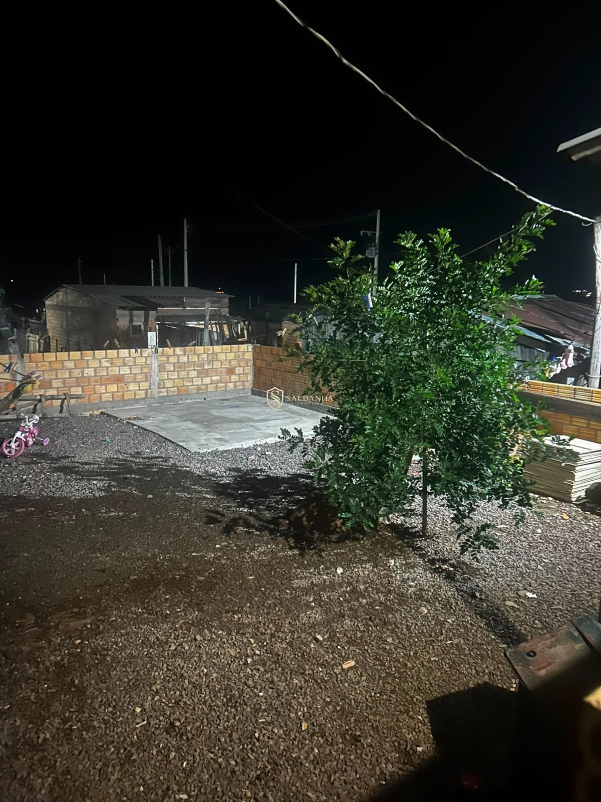 Casa com 2 dormitórios e garagem à venda em alegrete/rs