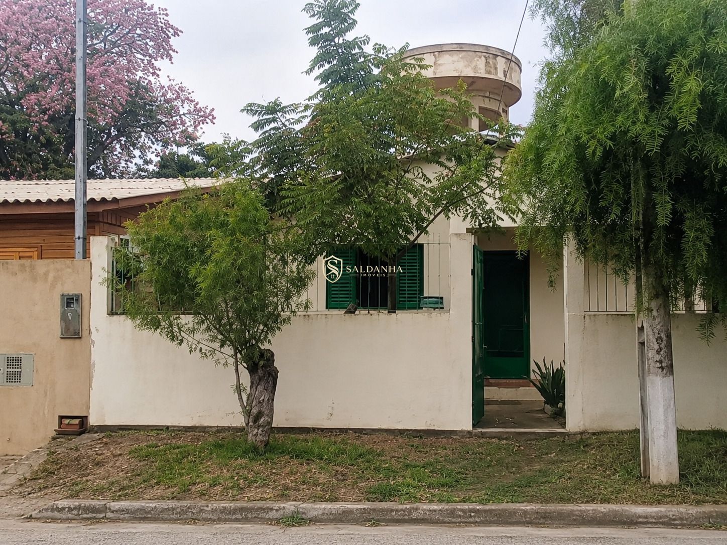 Casa com 2 quartos e pátio à venda no santos dumont — alegre - foto 1