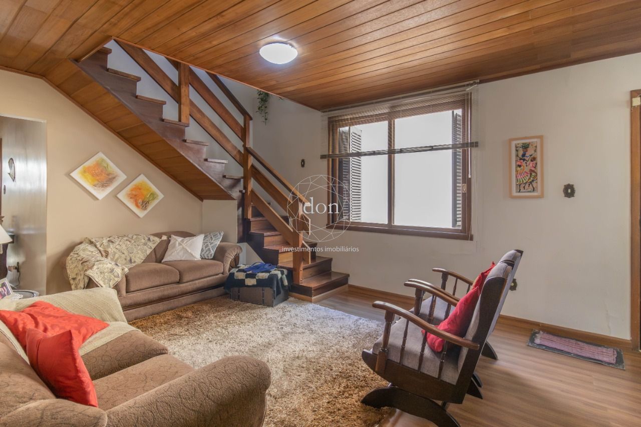 Casa 5 quartos à venda, 293m², Teresópolis - Porto Alegre