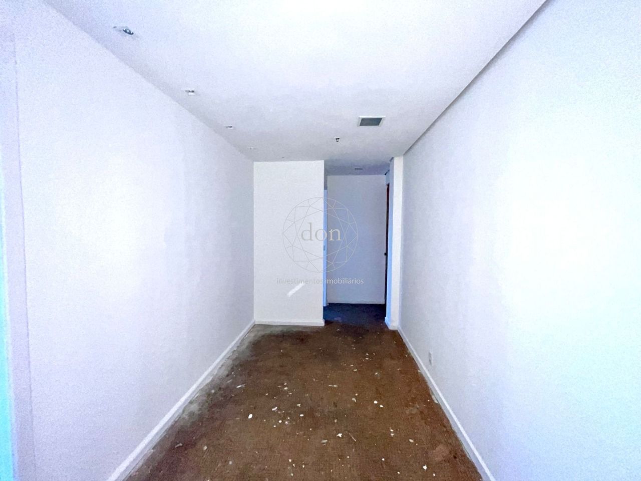 Sala Comercial à venda, 90m², Petrópolis - Porto Alegre