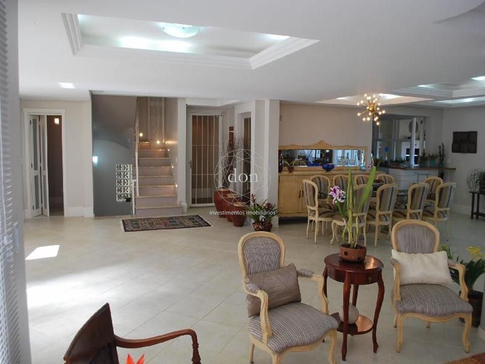 Casa 4 quartos à venda, 750m², Chácara das Pedras - Porto Alegre