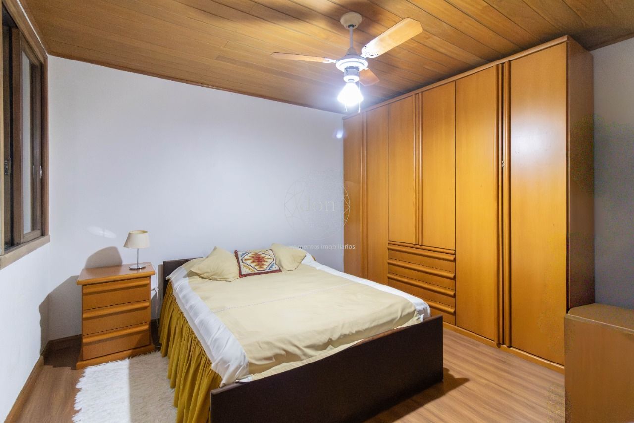 Casa 5 quartos à venda, 293m², Teresópolis - Porto Alegre
