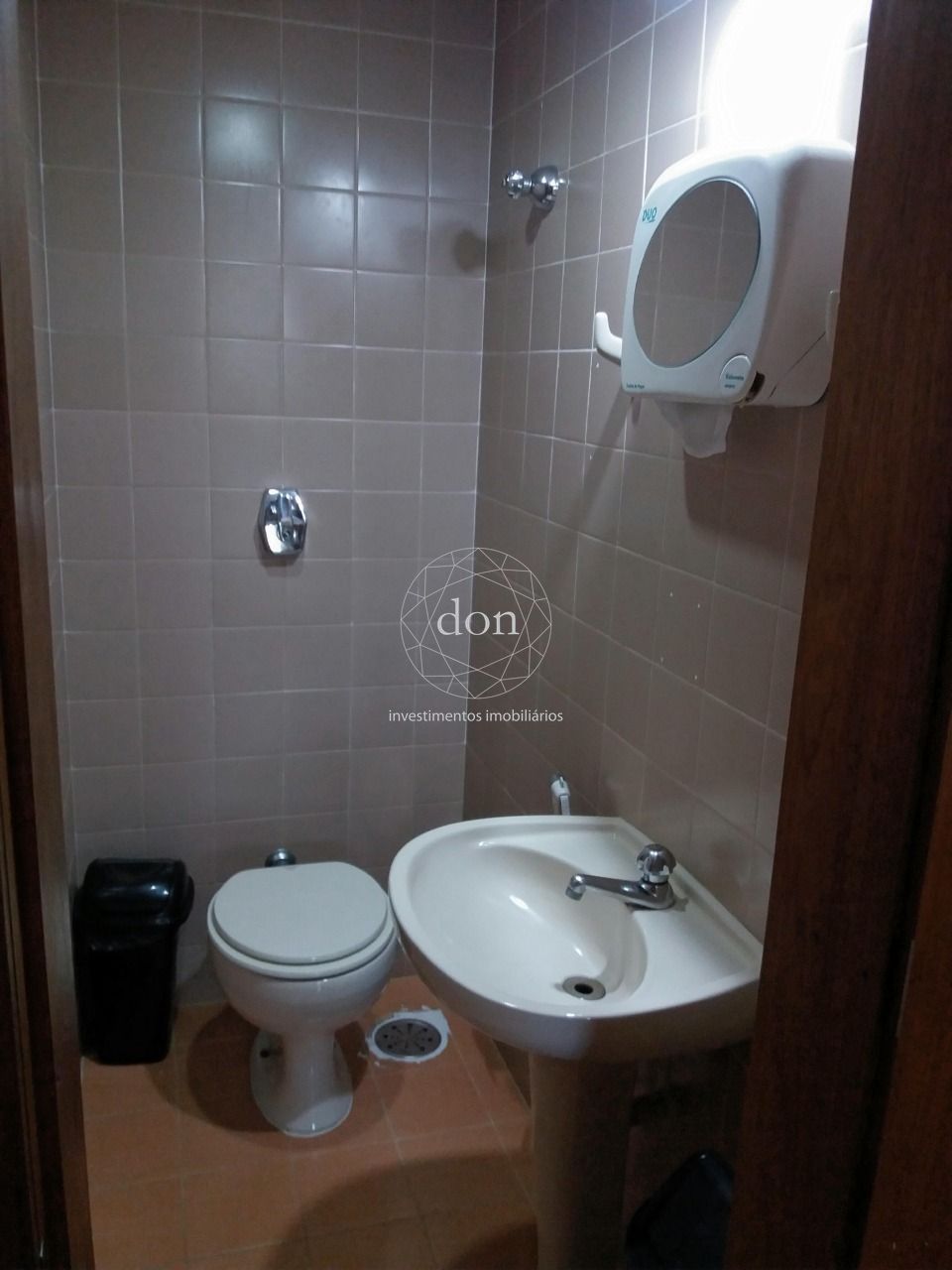 Sala Comercial para alugar, 103m², Petrópolis - Porto Alegre