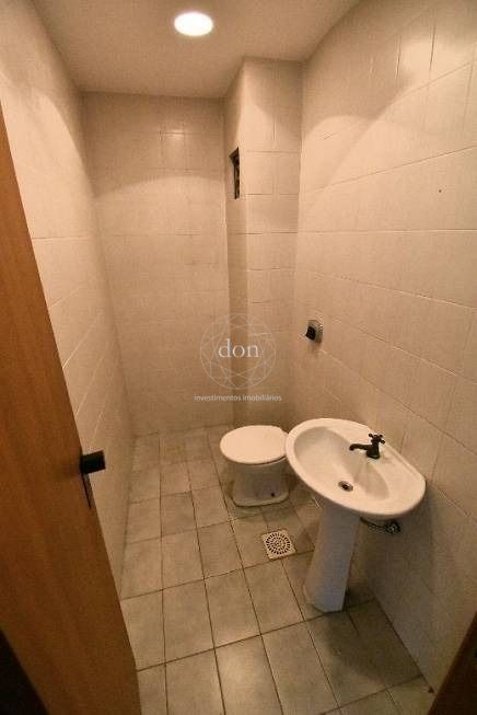 Sala Comercial à venda, 48m², Petrópolis - Porto Alegre