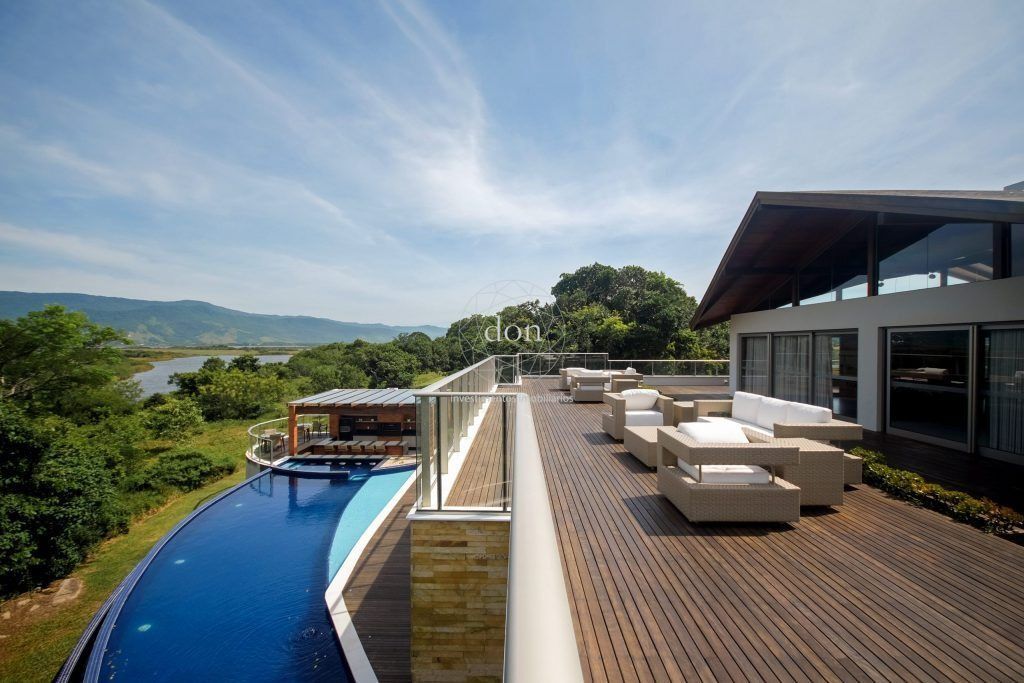 Ferrugem Private Residence Golf & Beach Club