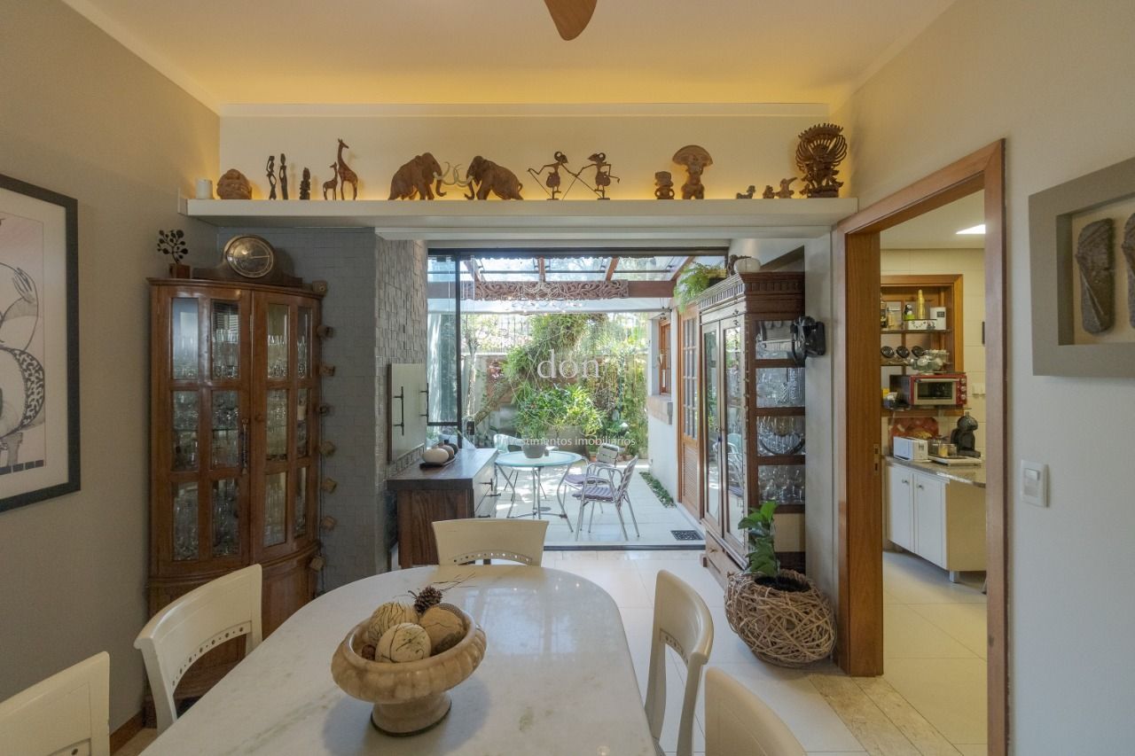 Casa 3 quartos à venda, 216m², Tristeza - Porto Alegre