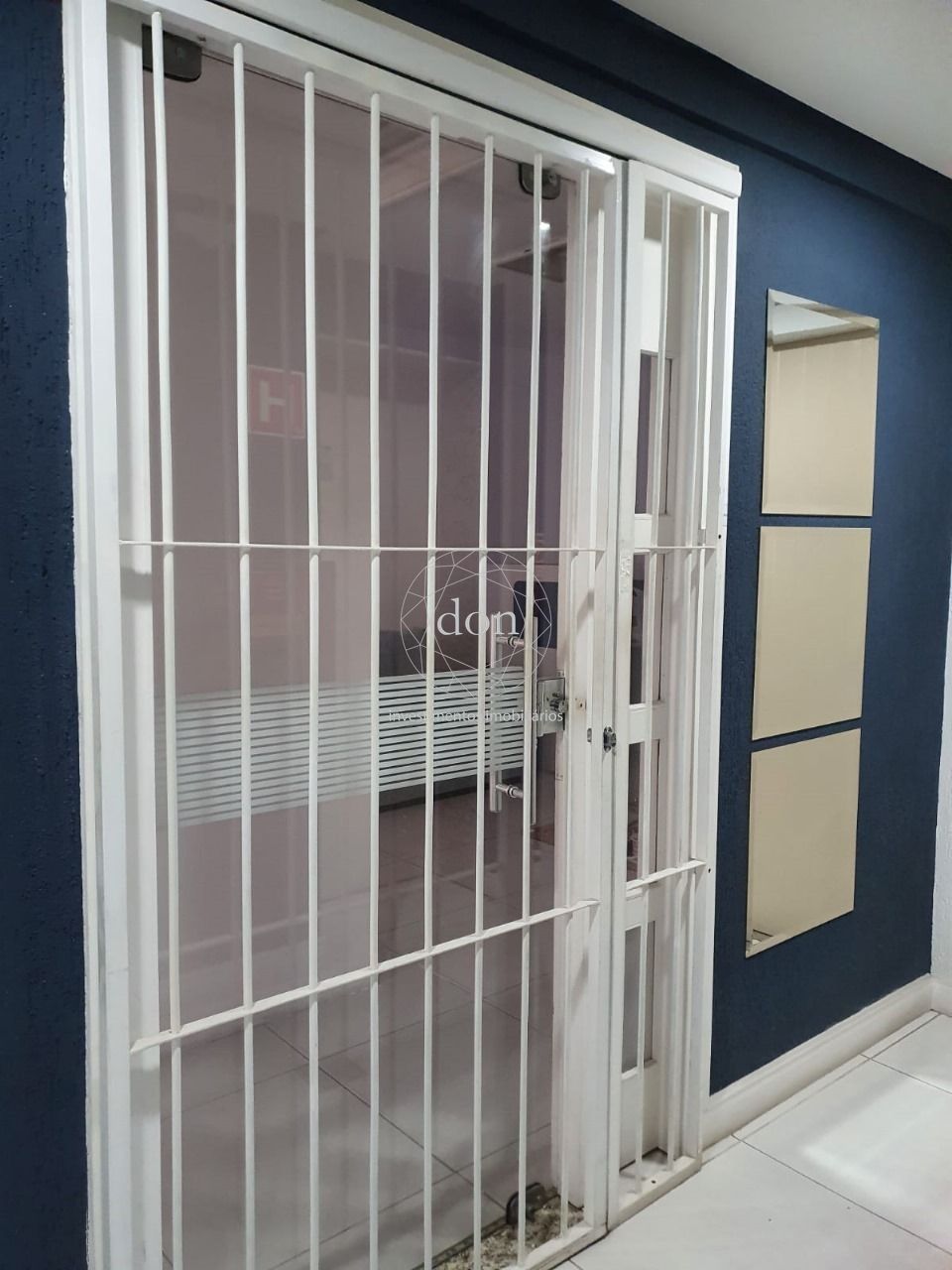 Sala Comercial à venda, 157m², Centro Histórico - Porto Alegre