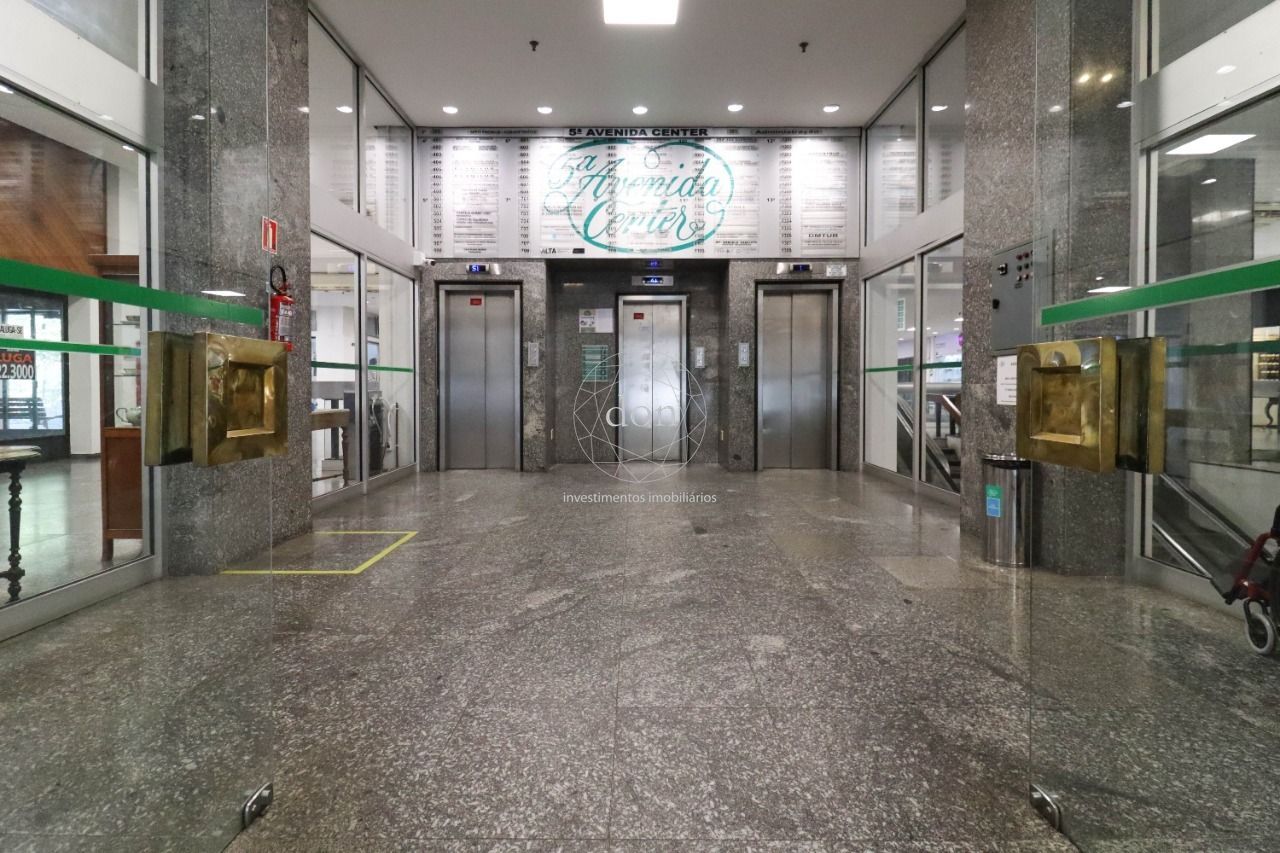 Quinta Avenida Center