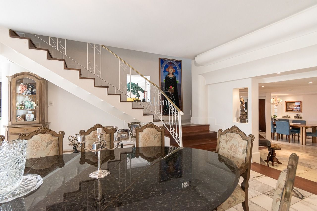 Casa 6 quartos à venda, 960m², Ipanema - Porto Alegre